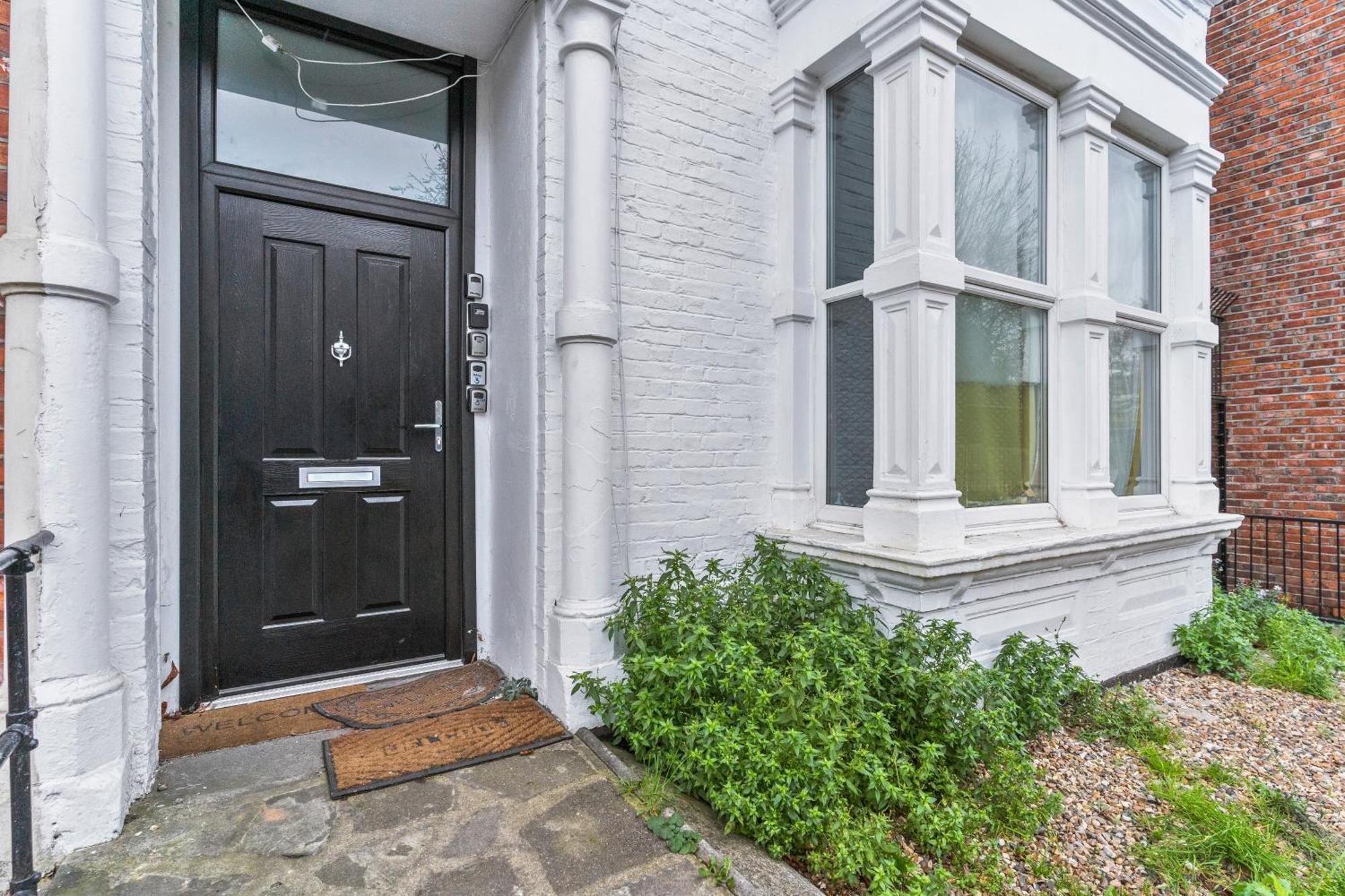 Modern Apartments London With Free Wifi المظهر الخارجي الصورة